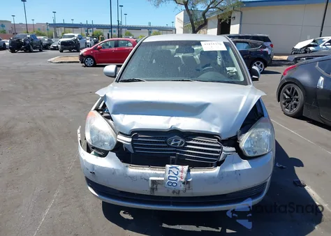 2010 Hyundai Accent Gls z USA, uszkodzony, nr VIN KMHCN4AC4AU451369